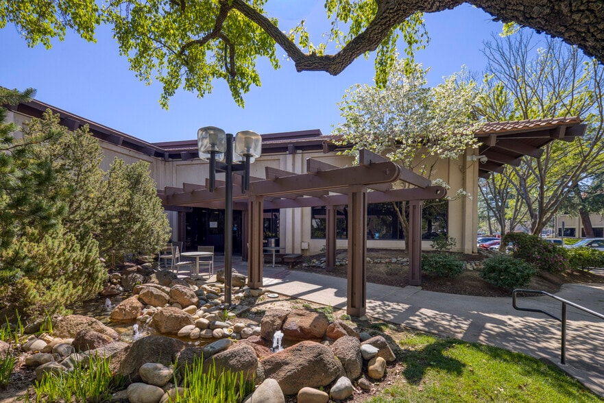 Primary Photo Of 91 Blue Ravine Rd, Folsom Flex For Sale