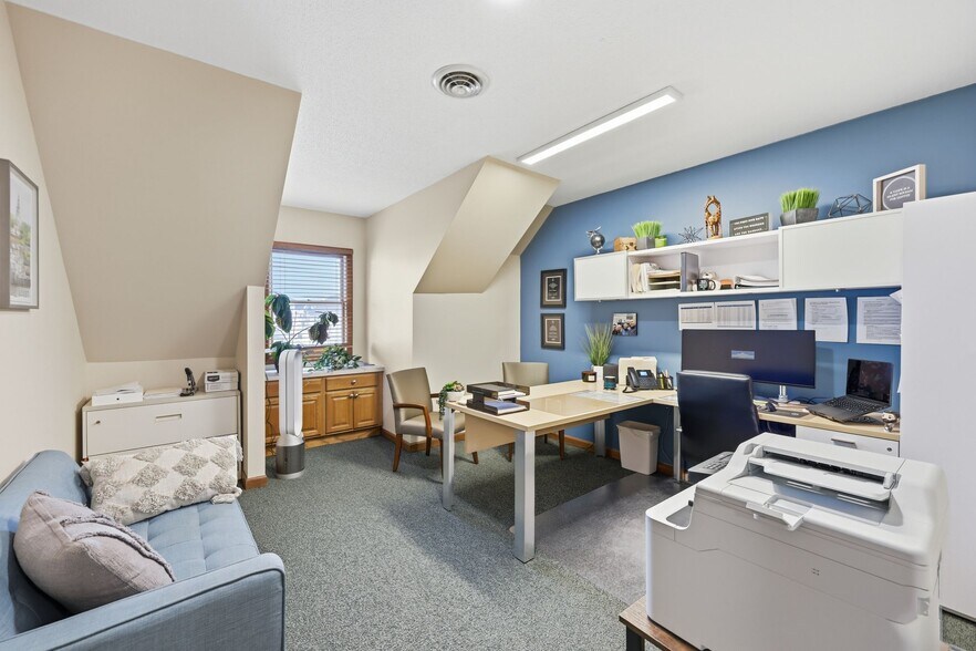 More Photos Of 200 Center St, Ludlow Medical For Sale