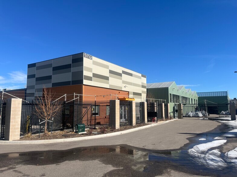 More Photos Of 9792 Hanover Ct E, Commerce City Manufacturing For Sale
