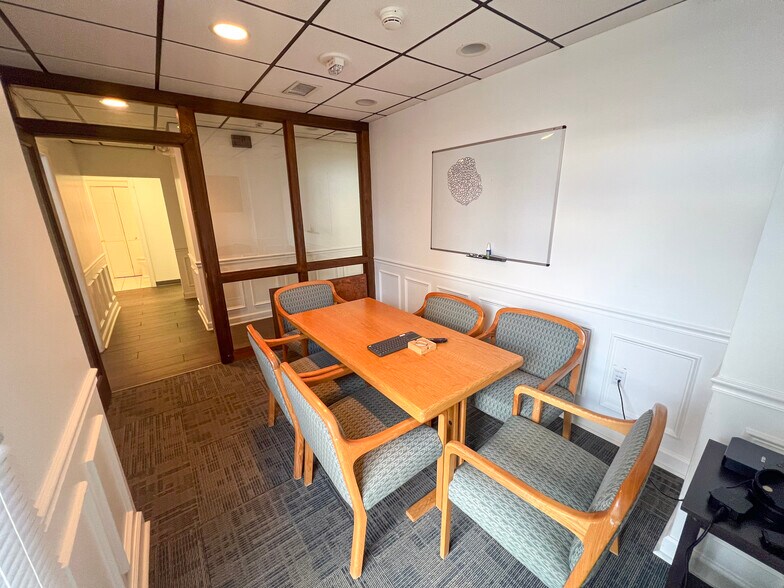 More Photos Of 205 E Joppa Rd, Towson Apartments For Sale