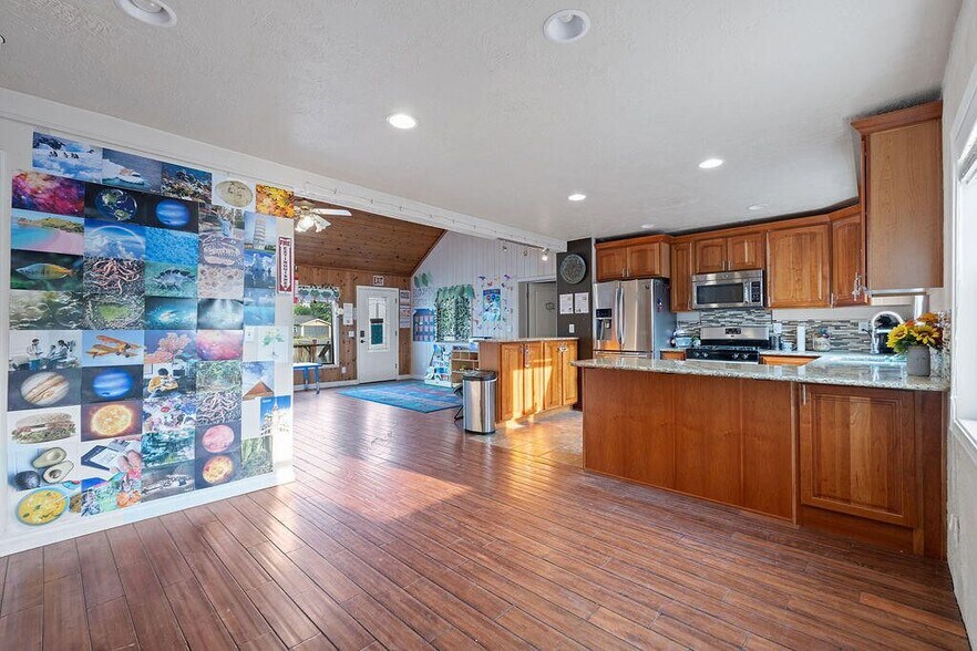 More Photos Of 119 SW 7th St, Redmond Daycare Center For Sale