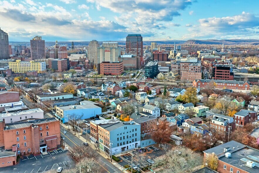 More Photos Of 817 Grand Ave, New Haven Freestanding For Lease