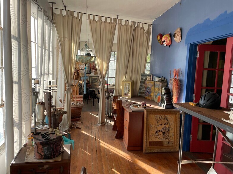 More Photos Of 300 Broadway, Oakland Office Residential For Lease