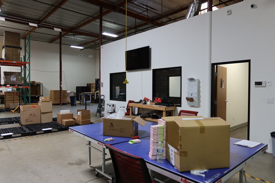 More Photos Of 14272 Chambers Rd, Tustin Industrial For Sale