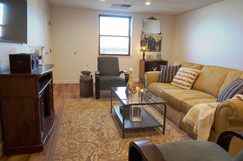 More Photos Of 108 S Main St, Madisonville Office Residential For Sale