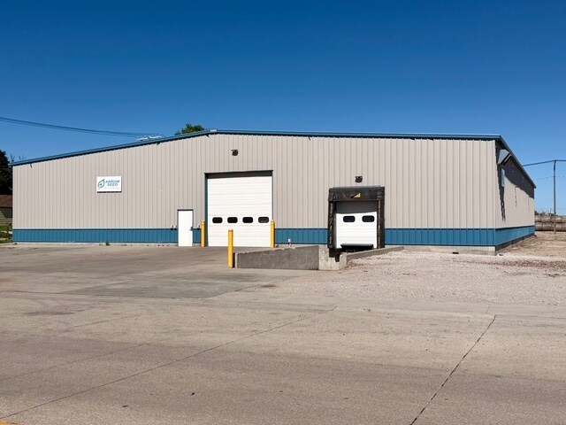 More Photos Of 152 9th ave, Broken Bow Warehouse For Lease