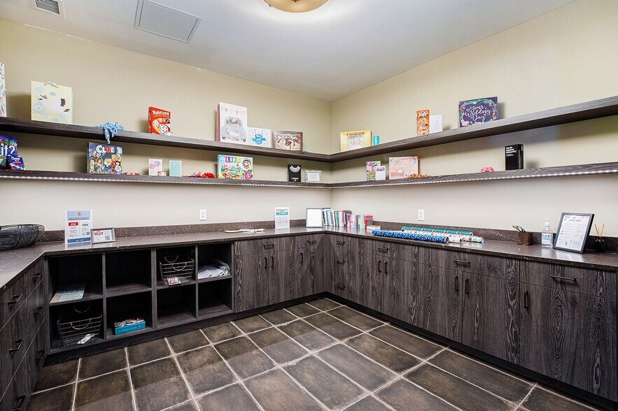 More Photos Of 6201 Johnson Dr, Mission Apartments For Lease