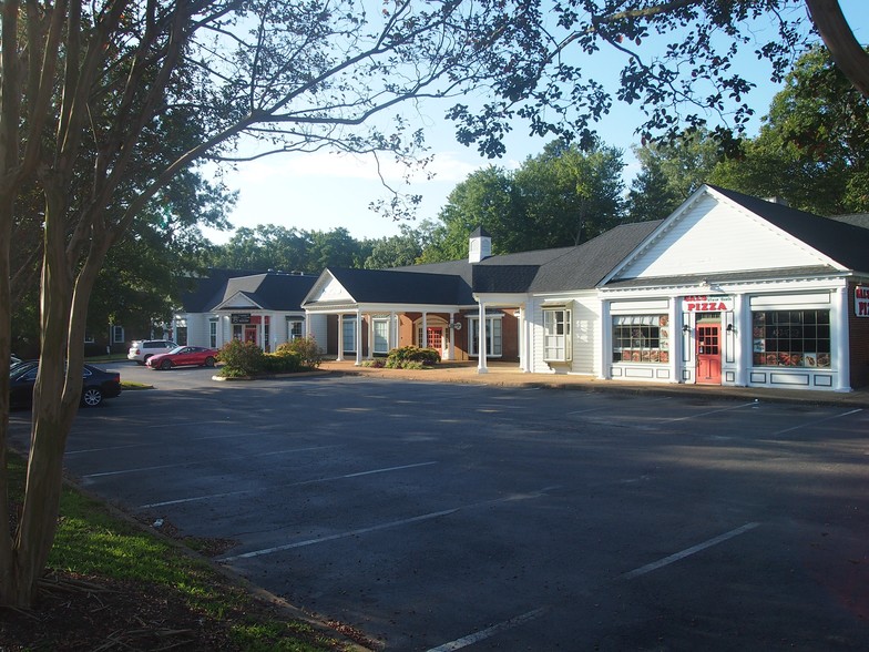 More Photos Of 2397 Liberty Way, Virginia Beach General Retail For Lease