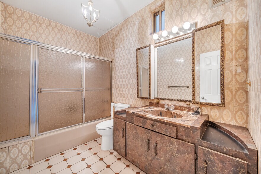 More Photos Of 2339 Astoria Blvd, Long Island City Apartments For Sale