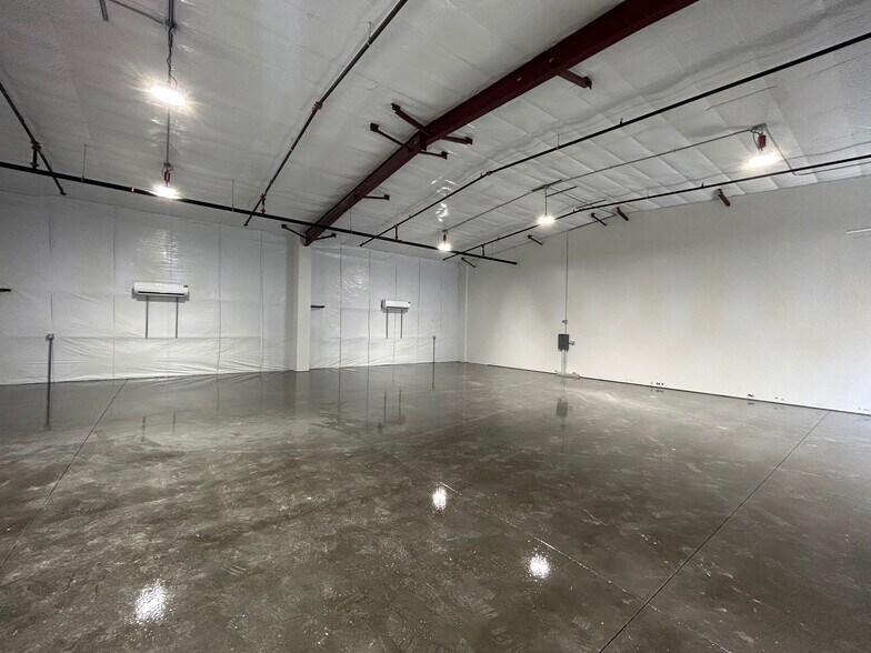 More Photos Of 4707 County Road 156, Wildwood Warehouse For Lease