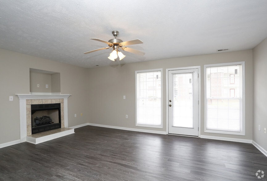 More Photos Of 3605 Sapphire Rd, Fayetteville Apartments For Sale