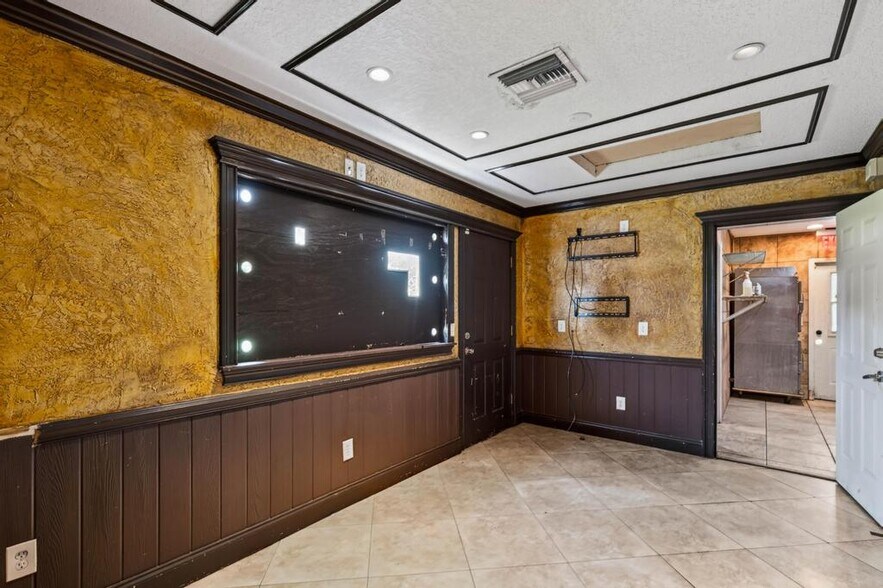 More Photos Of 102 Phillips Dairy Rd, Palatka Restaurant For Sale