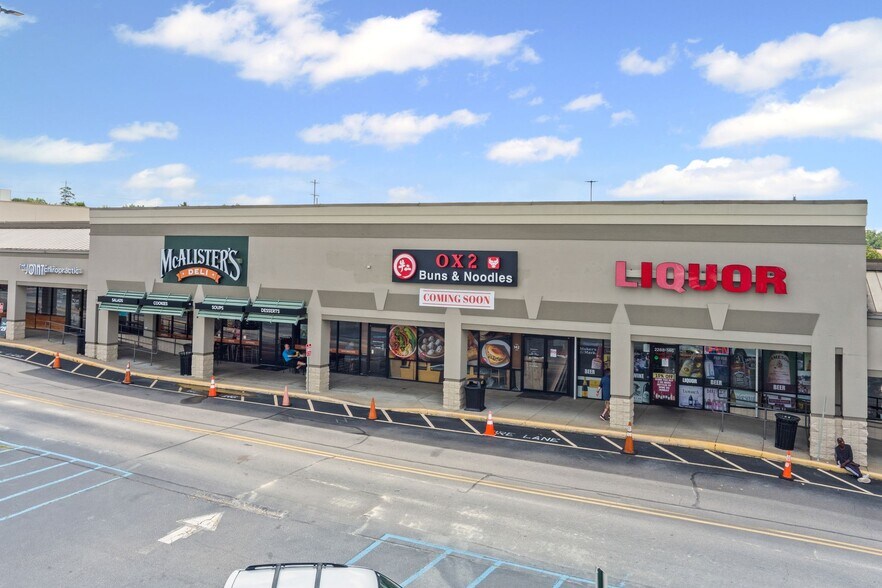 More Photos Of 2288 Gunbarrel Rd, Chattanooga Unknown For Lease
