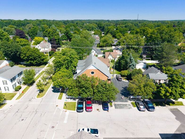 More Photos Of 206 E Liberty St, Milford Office For Sale