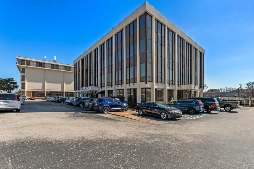 Primary Photo Of 1802 NE Loop 410, San Antonio Office For Sale