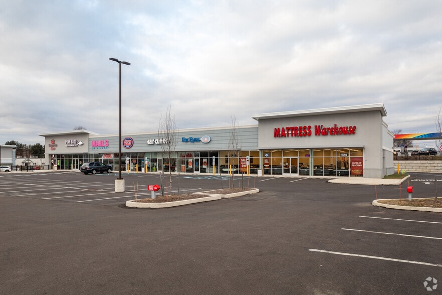 Primary Photo Of 176 W Street Rd, Feasterville Trevose Unknown For Lease