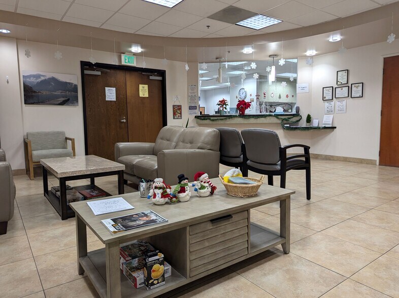 More Photos Of 260 E Ontario Ave, Corona Medical For Sale