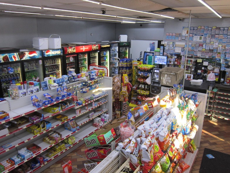 More Photos Of 2301 Lackey St, Lumberton Convenience Store For Sale