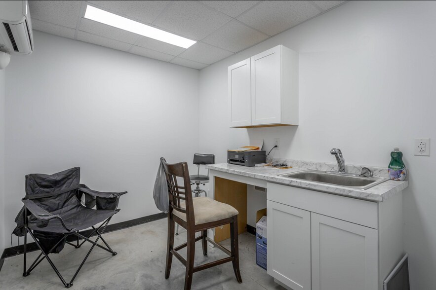 More Photos Of 1409 E 51st St, Chattanooga Warehouse For Lease