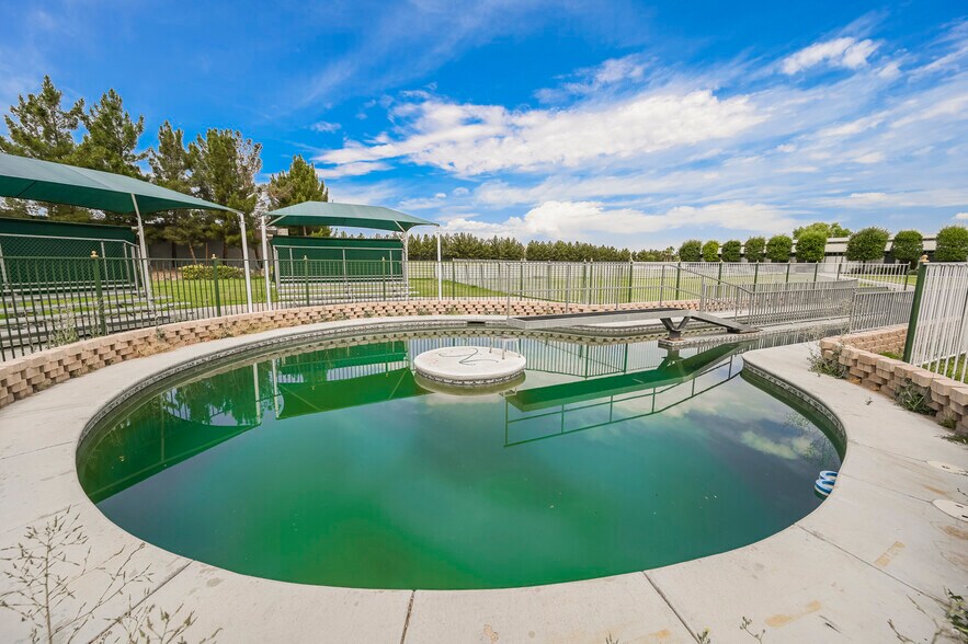 More Photos Of 6629 S Pecos Rd, Las Vegas Horse Stables For Sale