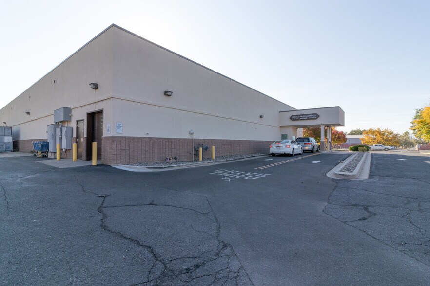 More Photos Of 2992 Patterson Rd, Grand Junction Drugstore For Sale