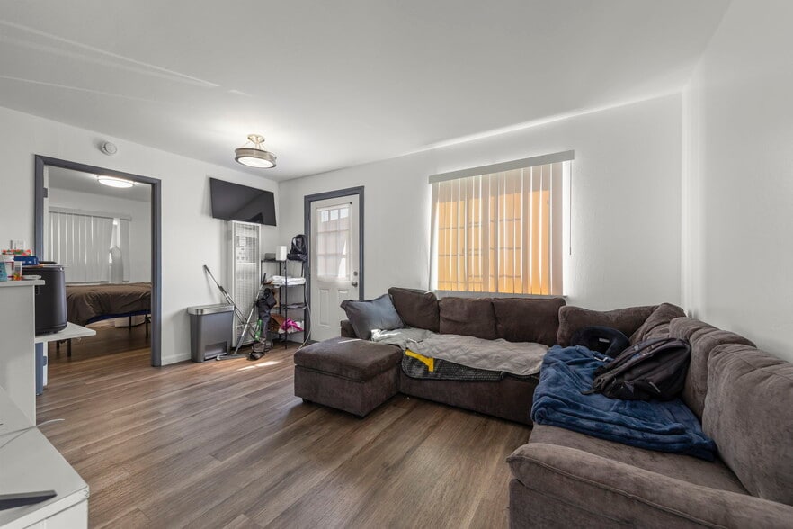 More Photos Of 52 Cleveland Ave, San Jose Apartments For Sale