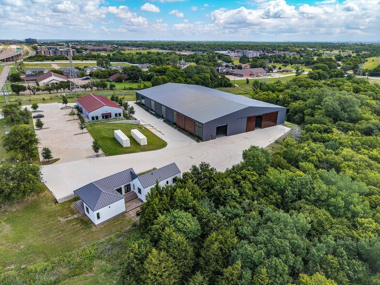 More Photos Of 1771 Robinson Road, Grand Prairie Warehouse For Sale