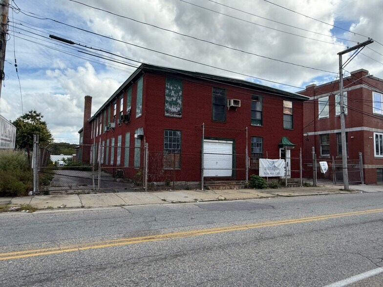 Primary Photo Of 581 N Main St, Woonsocket Warehouse For Lease
