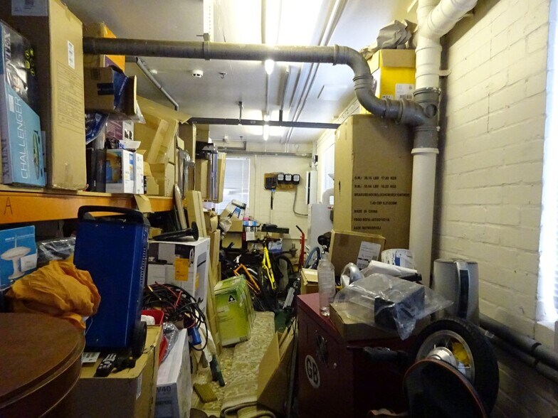 More Photos Of Lilac Grv, Nottingham Flex For Lease