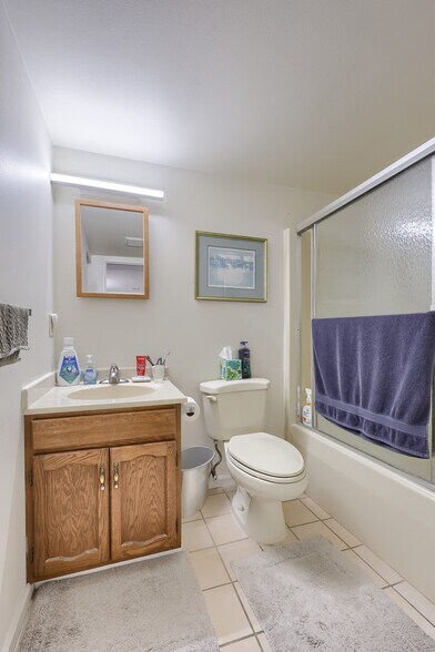 More Photos Of 2140 Lincoln Hwy E, Lancaster Hotel For Sale