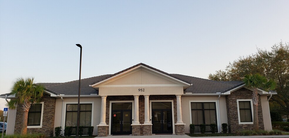 More Photos Of 952 International Pky, Lake Mary Office For Sale