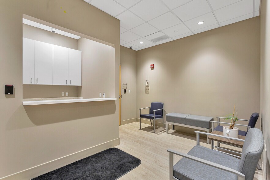 More Photos Of 9410 Calumet Ave, Munster Medical For Lease