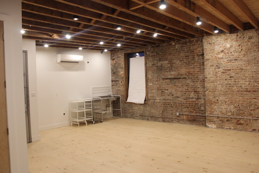 More Photos Of 27 Coffey St, Brooklyn Schools For Lease