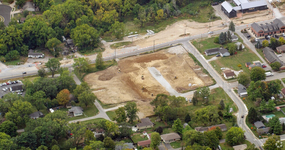 Primary Photo Of 402 E. Main Street, Westfield Apartments For Lease