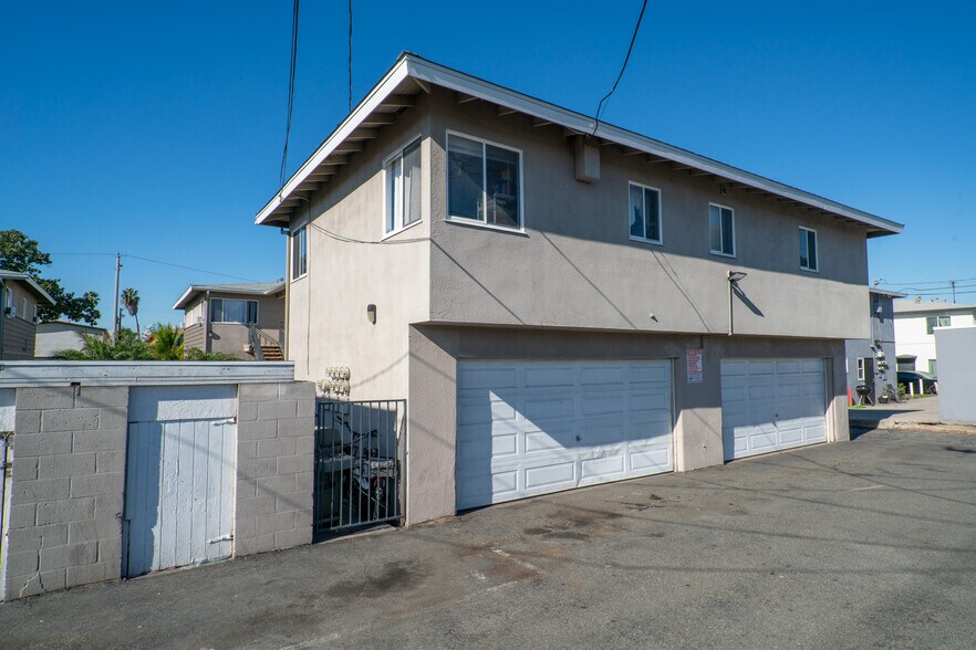 More Photos Of 1118-1124 N Mayfair Ave, Anaheim Apartments For Sale