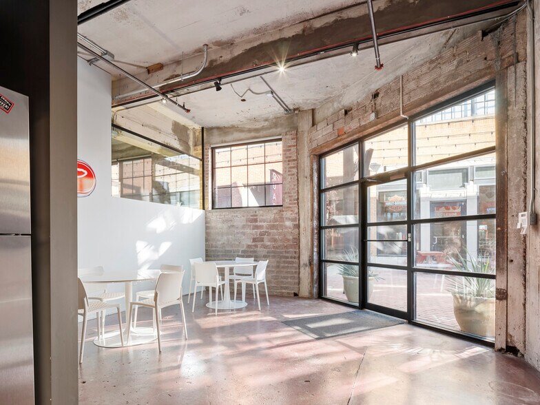 More Photos Of 201 NW 10th St, Oklahoma City Storefront Retail Office For Lease