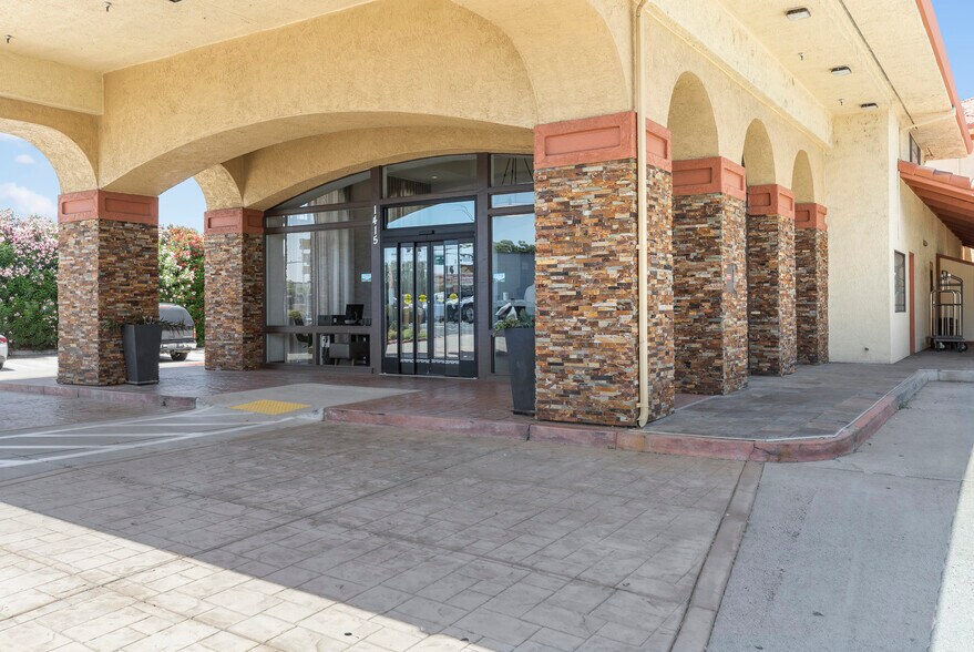 More Photos Of 1415 E Yosemite Ave, Manteca Hotel For Lease