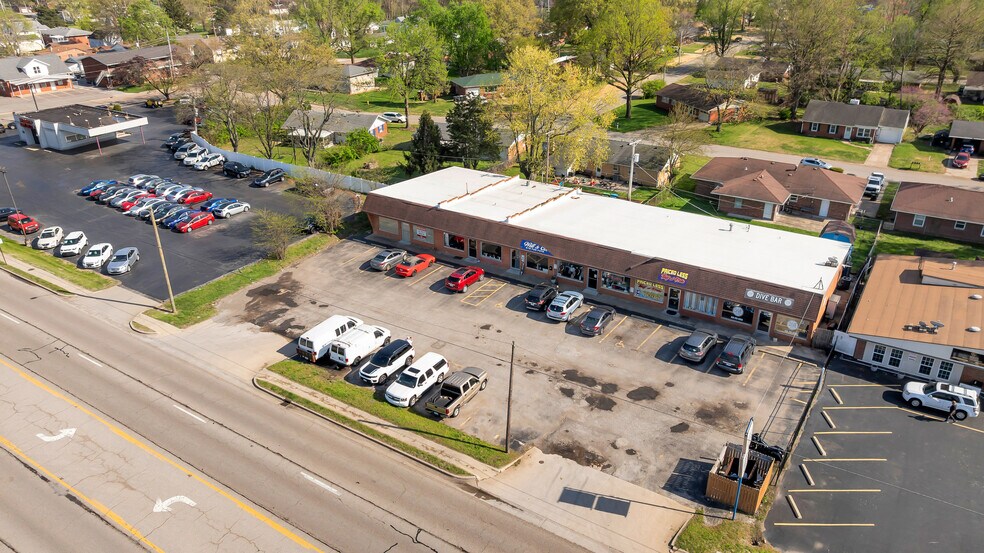 More Photos Of 10234 Lincoln Trl, Fairview Heights General Retail For Sale
