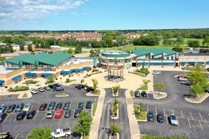 More Photos Of 215-295 Parkway Dr, Lincolnshire Unknown For Lease