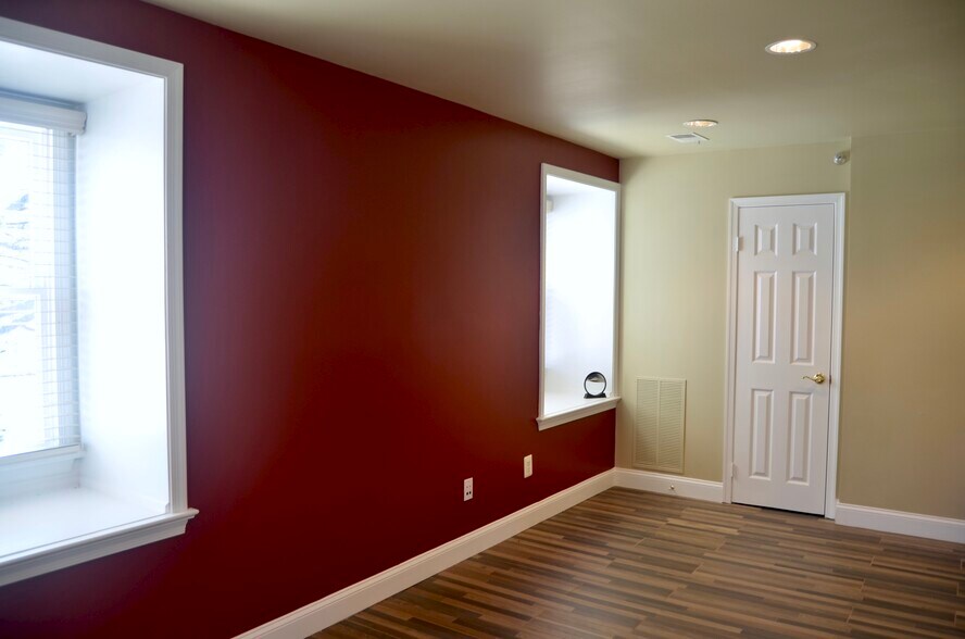 More Photos Of 731 Walker Rd, Great Falls Medical For Sale