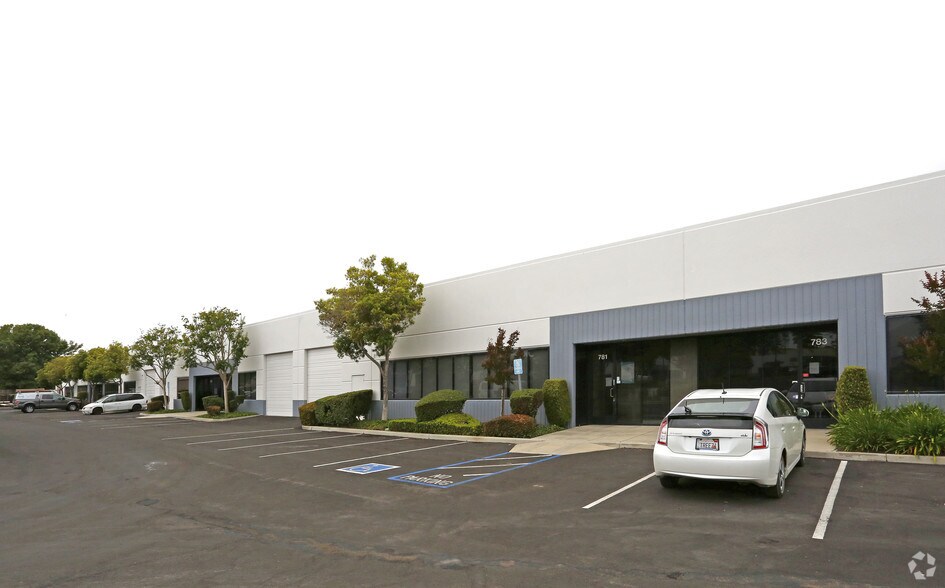 Primary Photo Of 773-783 Ames Ave, Milpitas Light Manufacturing For Lease