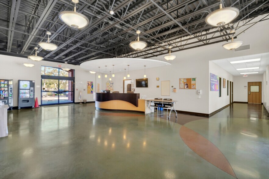 More Photos Of 1905 Jacquelyn Dr, Houston Schools For Lease