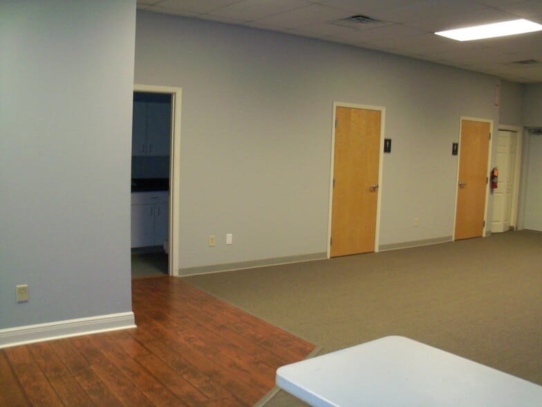 More Photos Of 13155 Shriners Blvd, Biloxi Medical For Lease