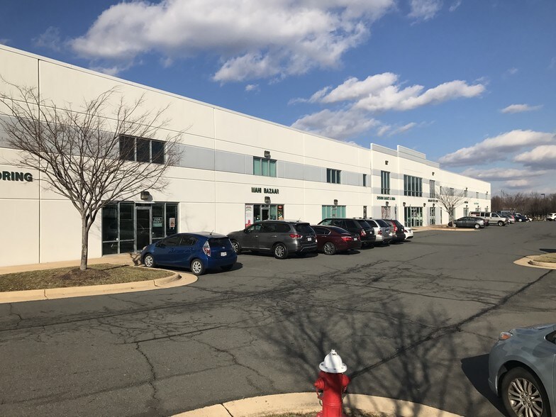 More Photos Of 21770 Beaumeade Cir, Ashburn Industrial For Sale
