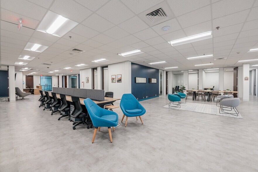 Primary Photo Of 4001 Technology Dr, Angleton Coworking Space