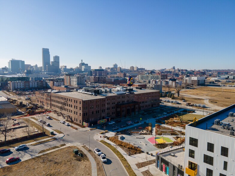 More Photos Of 1229 Millwork Ave, Omaha Office For Lease
