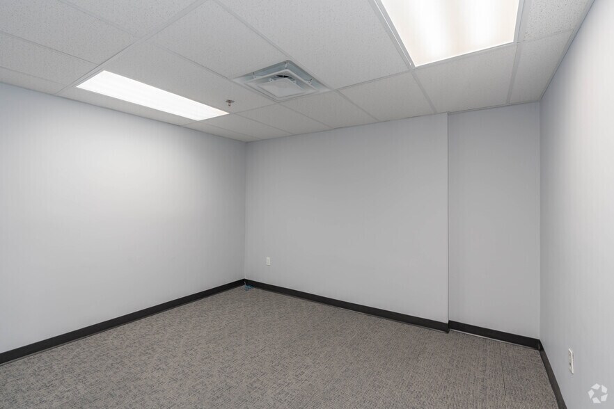 More Photos Of 7330-7370 Grace Dr, Columbia Office For Lease