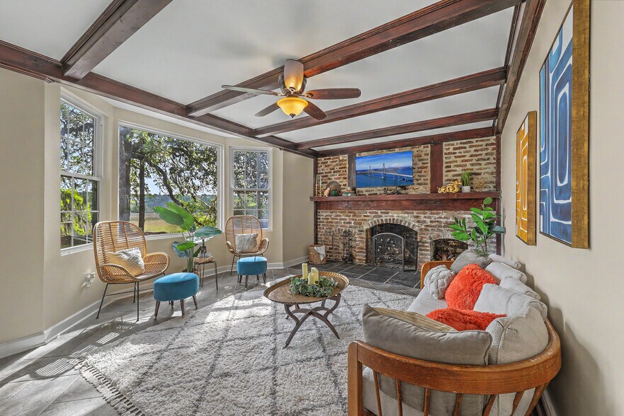 More Photos Of 2340 Ashley River Rd, Charleston Specialty For Sale