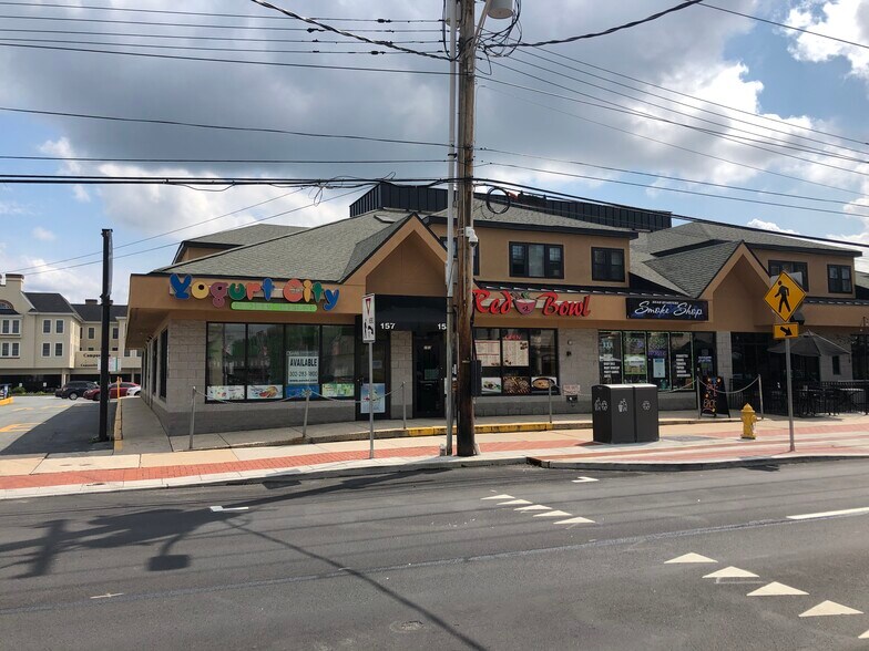 Primary Photo Of 147-157 E Main St, Newark Storefront Retail Residential For Lease