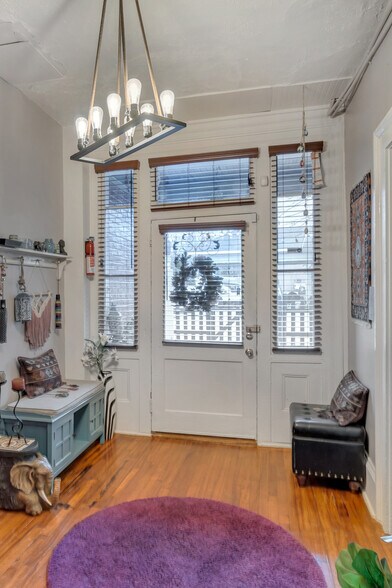 More Photos Of 834 Monticello Rd, Charlottesville Storefront Retail Residential For Sale